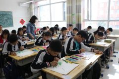 感受色彩||慈海学校初二年级开设晕染画