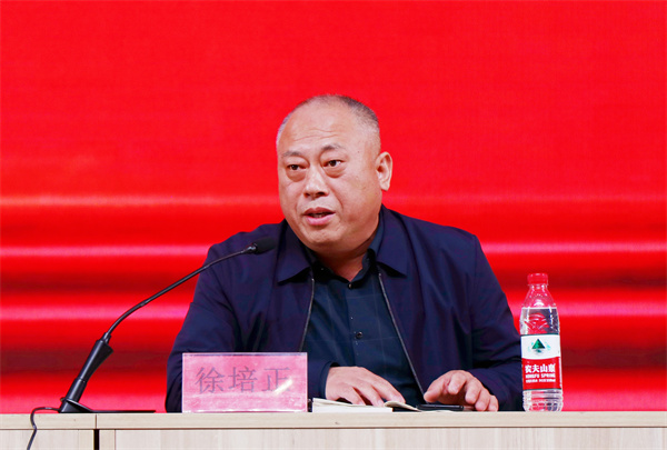 徐校_副本.jpg