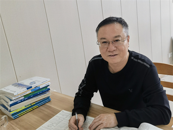 政治孟庆亮.jpg
