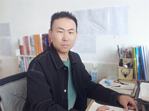 历史  逄巨鑫.jpg