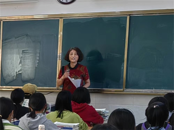 语文刘金萍.jpg