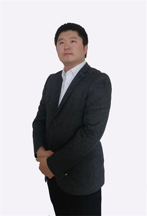 丁学伟.jpg