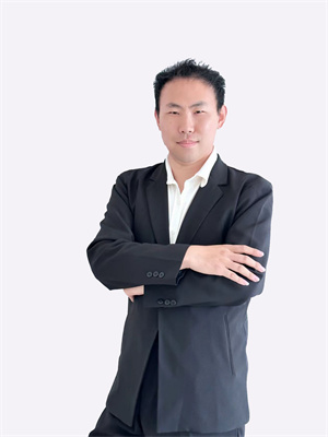 逄巨鑫.jpg